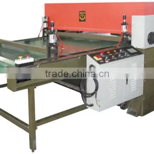 Zhicheng 608-200T Fabric Roll to Sheet Cutting Machine thumbnail-1