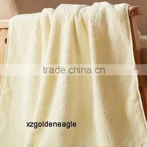 Three Colored Cotton Bath Towel thumbnail-1