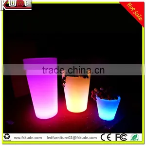 IP65 Waterproof LED Light PE Plastic Planter and Flower Pot With RGB Lighting thumbnail-1