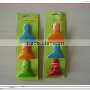 Magnetic Plastic Paper Clip With Diffierent Colors thumbnail-2