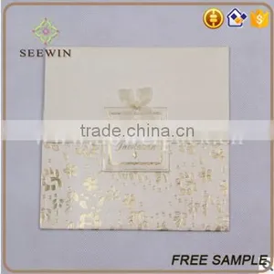 Customized Iridescent Paper Wedding Invitation Card thumbnail-2