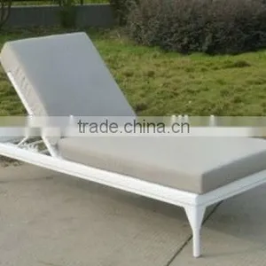 Hot Sell Black Wicker Lounger With Wheels Bathtub Lounge Chair thumbnail-5
