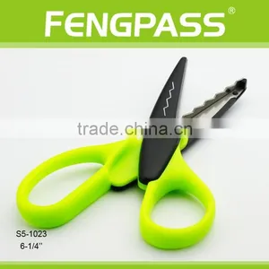 S5-1023 6.25 Inch 2Cr13 Stainless Steel Blade With Colorful Plastic Handle Kids Scissors thumbnail-3