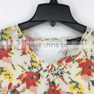 China Supplier Clearance Stock Lots Women Flower Print Chiffon Blouse thumbnail-4