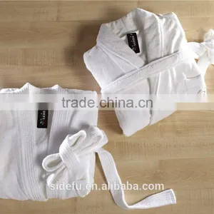 Good Quality White Unisex Velvet Velour Terry Hotel Bathrobe With Embroidered Logo thumbnail-1