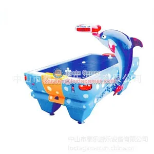 Zhongshan Locta Redemption Equipment, Funny Play, Dolphin Hockey 2P Game Machine, Coin Operated, Throwing Ball thumbnail-3