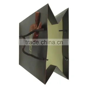 2015 New Fancy Custome Logo Printed Shopping Bag ,gift Bag,paper Bag With Handle thumbnail-1
