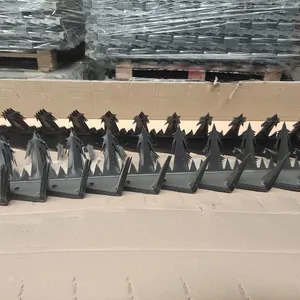Galvanized Point Anti-Climb Wall Spikes With PVC Coated for Fence Security Property Spike thumbnail-2