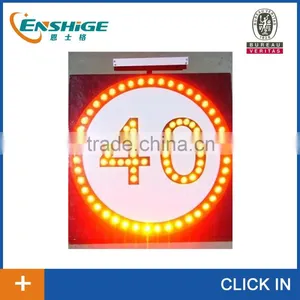 Solar Traffic Arrow Board of Linear Guide Road Sign thumbnail-3