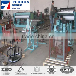 CHEAP PRICE FULL-AUTOMATIC RAZOR BARBED WIRE MACHINE thumbnail-4