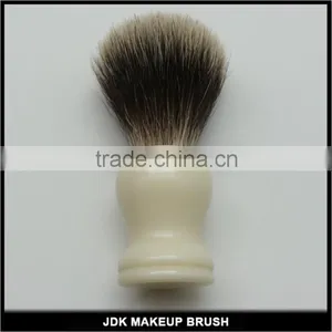 Milk White Color Resin Handle Silver Badger Hair Shaving Brush Wholesale Shaving Brushes Shaving Brush Knot thumbnail-3
