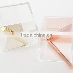 Wholesale High Quality Clear Acrylic Pencil Holder thumbnail-6