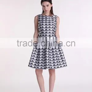 New Design Sleeveless Fancy Print Puffy Prom Dress thumbnail-3