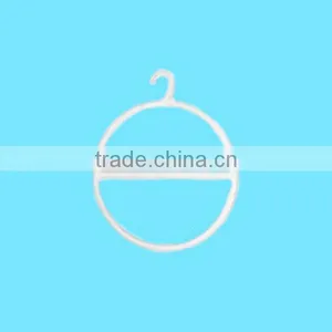 Scarf Hanger thumbnail-1