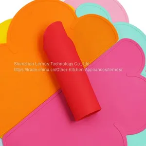 Non-stick Heat Resistant Kitchen Honeycomb Drying Silicone Mat thumbnail-3