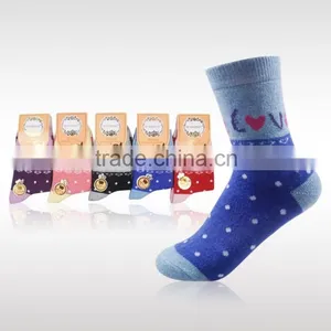5 Pairs Women's Multi Color Wool Winter Socks thumbnail-1