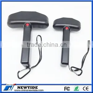 Hot Selling Dry Battery Torch Cheap LED Flashlight thumbnail-4