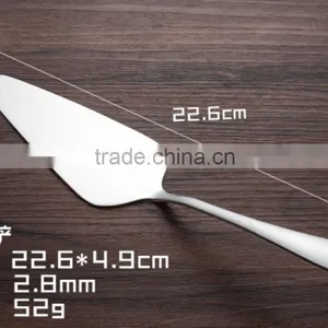 Junzhan Stainless Steel Cake Shovel With High Mirror Polishing and Plain Handle Design thumbnail-1