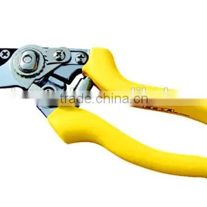 Pruners, Hand Shank Scissors, With Plastic Grip thumbnail-1