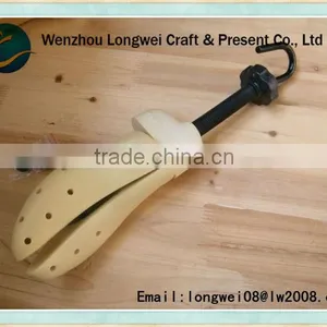 Deft Design Quality Assured Aromatic Cedar High Heel Clear Shoe Tree thumbnail-1