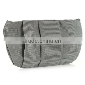 Hot Selling Black Polyeater Folding Cosmetic Bag thumbnail-4