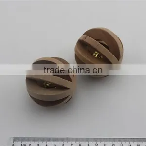 Wood Pet Voice Ball With Small Bell thumbnail-2