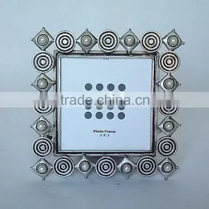 3''*3''lovely Squared Pearl Decorated Metal Photo Frame thumbnail-1
