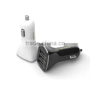 PINENG PN-523 Car Charger With 3 USB Charge for Moblie and Iphone or Ipad thumbnail-3