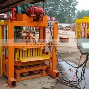 QTJ4-40 Brick Cement Blocks Making Machine thumbnail-4