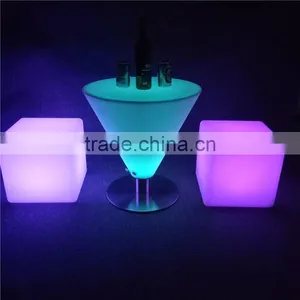 Modern New Beautiful Ring Lighting Plastic LED Cube Chair With Rechargeable Battery thumbnail-4