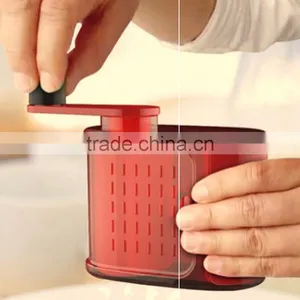 CGT-P01 Cheese Grater in Flask Shape thumbnail-1