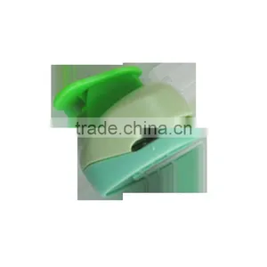 Fashion 6.2*4.3*4.5cm Lever Craft Paper Hole Punch For Greeting Cards thumbnail-3