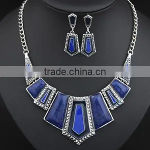 Zm33252a Hot Selling Vintage Jewelry Accessory Resin Necklace and Earring Set thumbnail-2