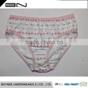 Factory Design Available 0-3 Year-old Cute OEM Knitted Child Model In Underwear thumbnail-1