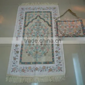 BT-604 Muslim Prayer Carpet Rugs With Bag Haji thumbnail-5