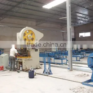 2017 Metal Structure C/Z/U Purlin Roll Forming Machine to Make C/Z/U Shape thumbnail-3