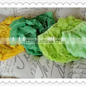 Hot Sale Kids Wear Dubai Baby Bloomers Ruffles Lace Infant Diaper Bloomer Wholesale thumbnail-2