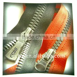 High Quality No.8 Fashion Silver Teeth Plastic Zipper thumbnail-1