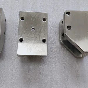 CNC Milling AISI304 304 Stainless Steel Base Body Parts With Bright Polished Finish thumbnail-4