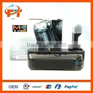 Meike Vertical Battery Grip for Canon EOS 5D Mark II BG-E6 thumbnail-1