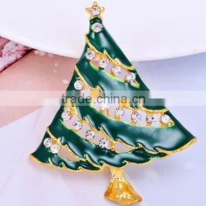 Green Christmas Tree With Gold Pattern Star Brooch thumbnail-4
