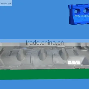 Low Price Customized Road Barrier Blow Mould thumbnail-2
