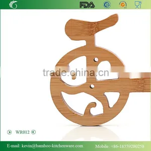 WR012/Natural Solid Bamboo Wine Rack Bike Shape Single Wooden Bottle Wine Holder Antique Plastic Display Wine Bottle Holder thumbnail-3