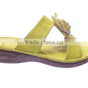 2014 Lady Fashion Shoes Comfortable Soft Sole Slipper in China Factory thumbnail-1