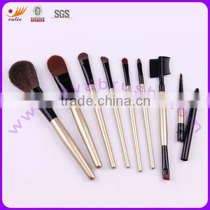 8-Piece Cosmetic Brush Set With Wooden Handle in Assorted Colors thumbnail-1