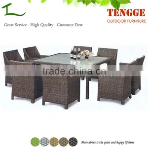 Outdoor Dining Furniture Rattan Dinning Table and Chairs Furniture Set thumbnail-1