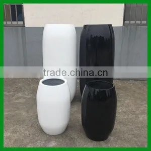 FO-357 New Style Fiberglass Planter thumbnail-1