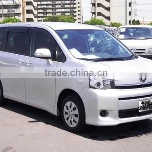 Toyota NOAH Voxy Onebox Car thumbnail-1