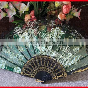 Handmande Rose Pattern Lace Fan thumbnail-2