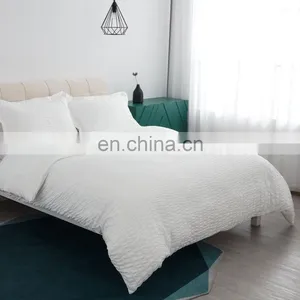 White Zipper Seersucker Microfibre Oversized Queen King Duvet Cover Set thumbnail-1